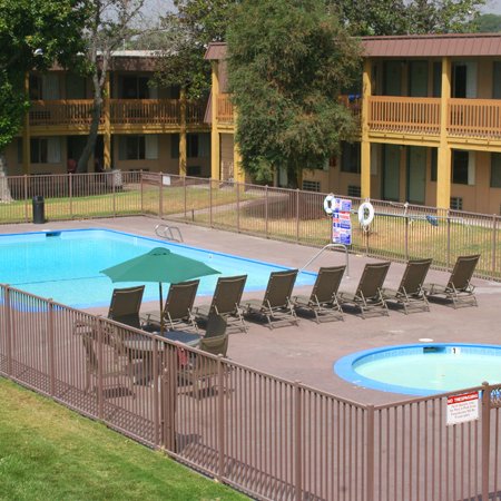 Hotel Claremont and Tennis Club - Claremont, CA