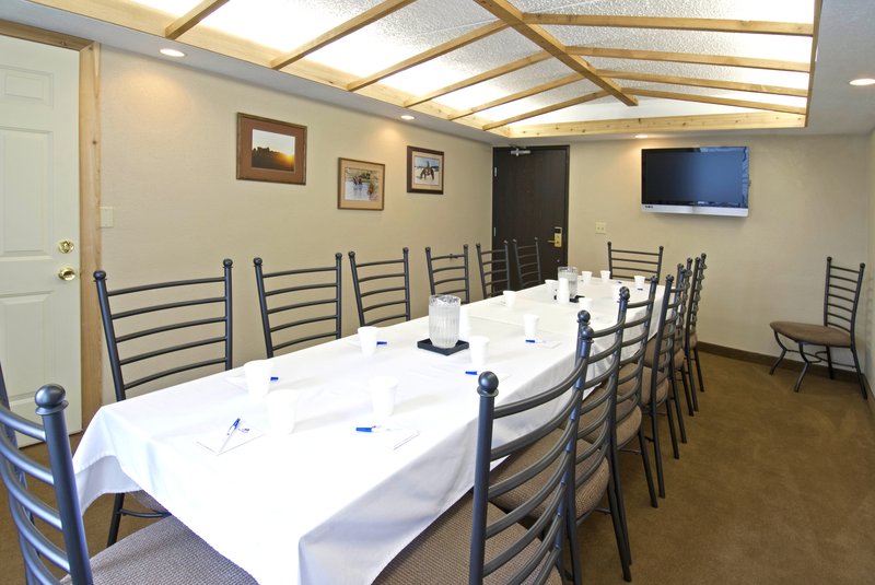 Americas Best Value Inn - Rapid City, SD