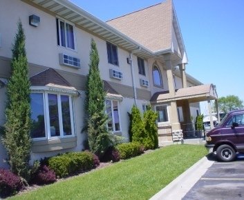 Executive Inn & Suites - Waukegan, IL