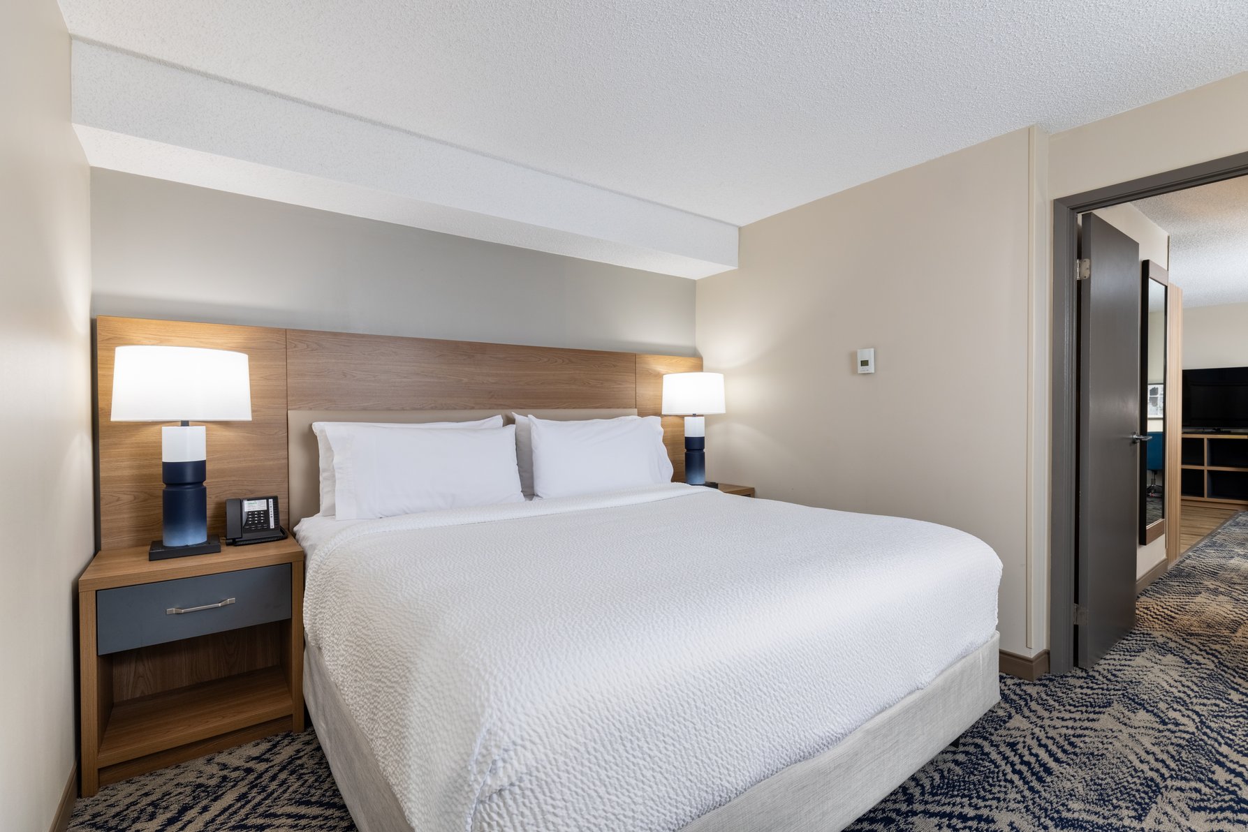 Candlewood Suites LONDON SOUTH by IHG - Tap to explore photos