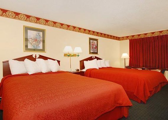 Quality Inn - Byron, GA