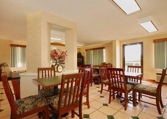 Quality Inn - Byron, GA