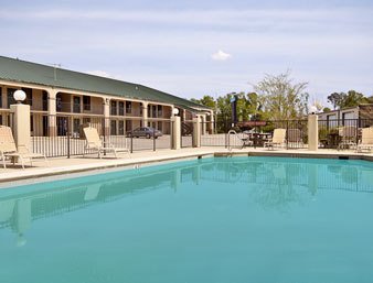 Quality Inn - Atmore, AL