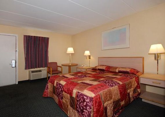 Econo Lodge - Franklin, OH