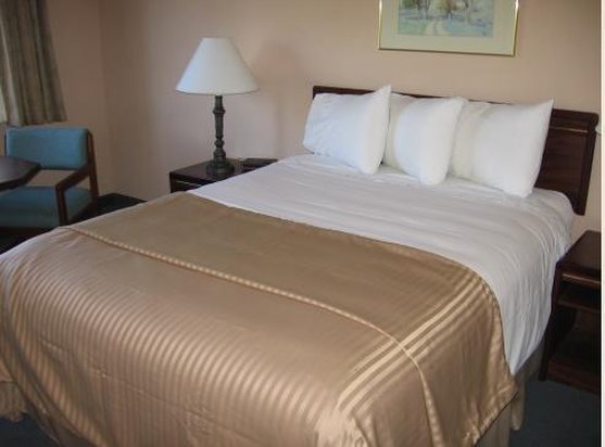 Auburn GuestHouse Inn