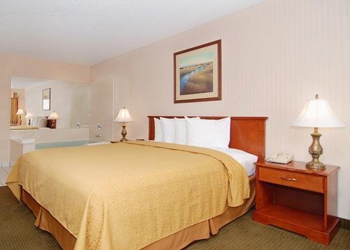 Quality Inn & Suites - Riverside, CA