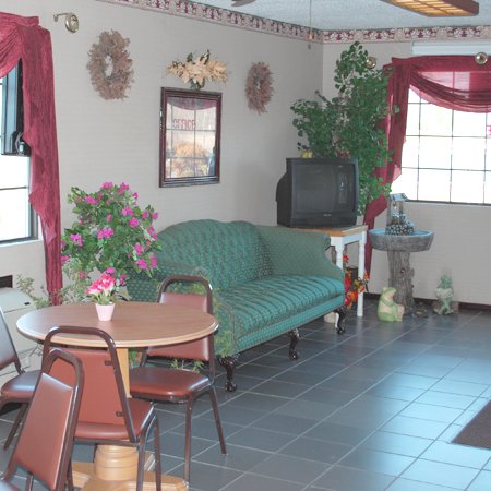 Express Inn & Suites - Trion, GA