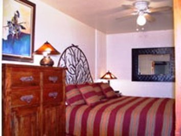 Casas De Suenos Old Town B & B