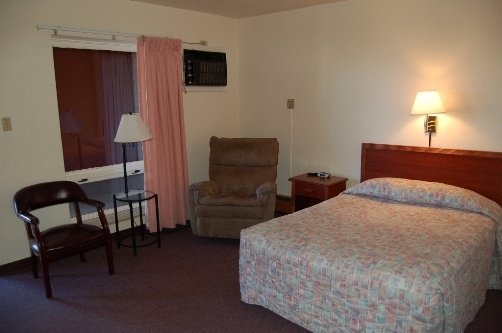 Mid-Town Motel - La Junta, CO