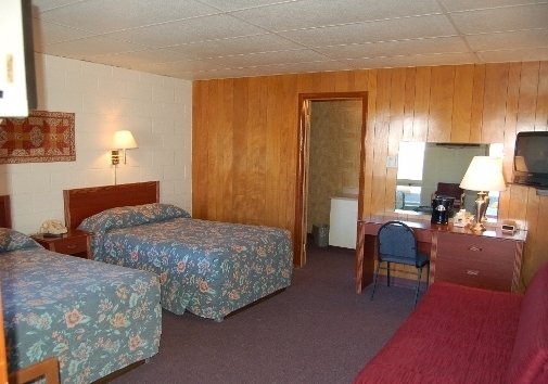 Mid-Town Motel - La Junta, CO