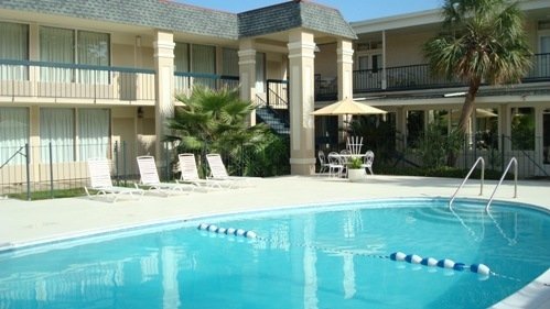 Carmel Inn & Suites - Thibodaux, LA