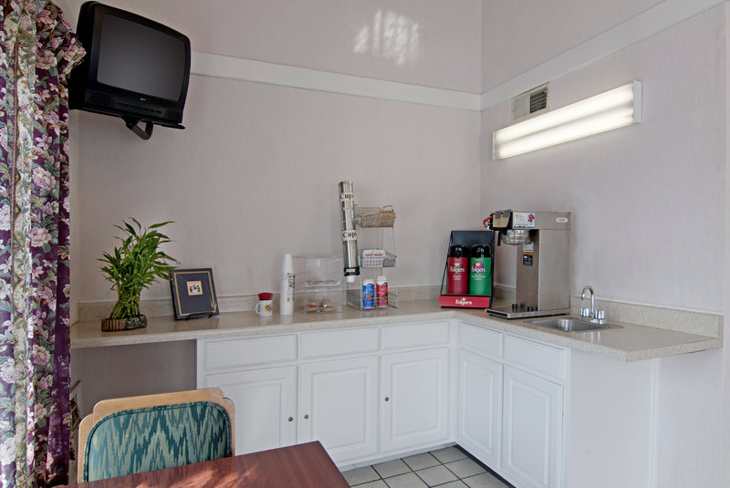 Americas Best Value Inn