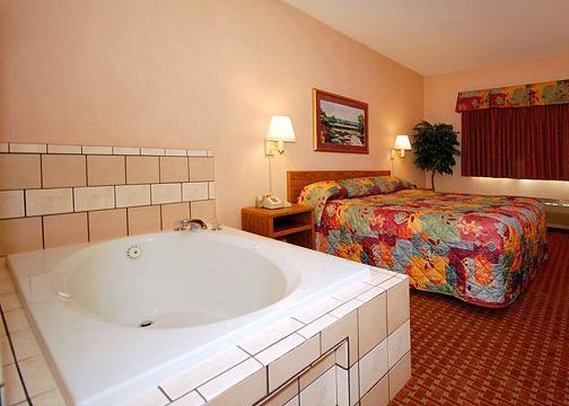 Quality Inn & Suites - Wisconsin Dells, WI