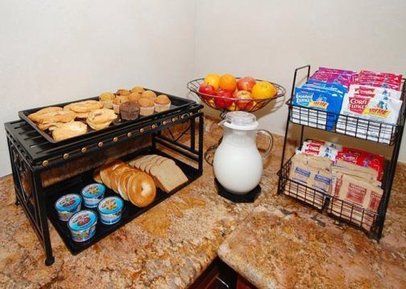 Comfort Inn - Downey, CA