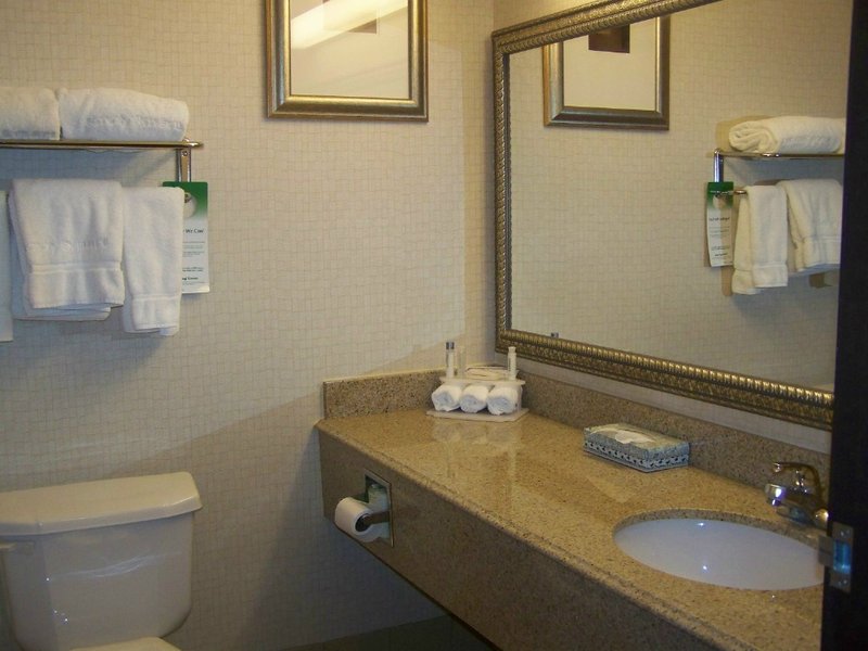 Holiday Inn Express KENDALLVILLE - Rome City, IN