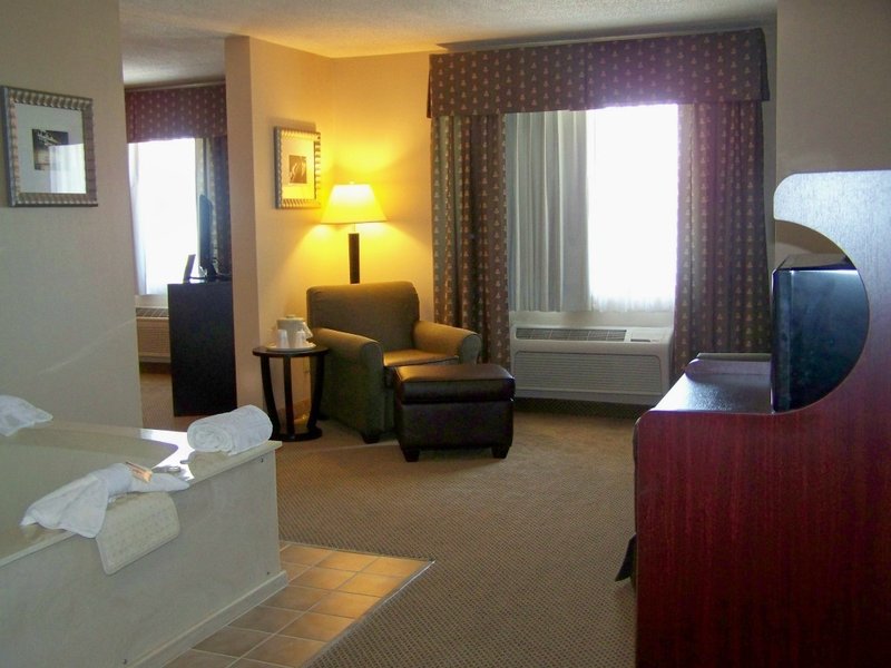 Holiday Inn Express KENDALLVILLE - Rome City, IN