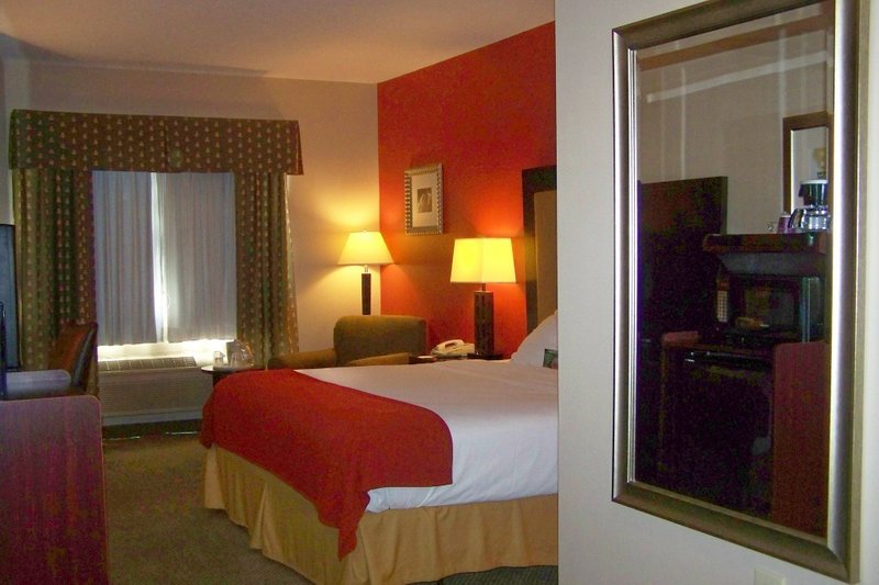 Holiday Inn Express KENDALLVILLE - Rome City, IN