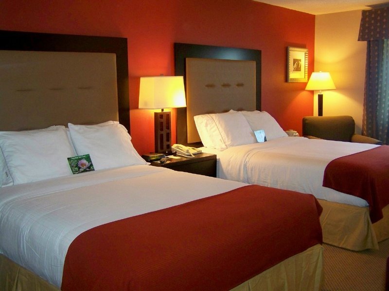 Holiday Inn Express KENDALLVILLE - Rome City, IN