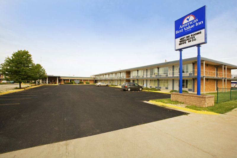 America's Best Value Inn - Streator, IL