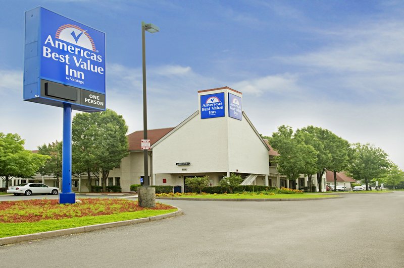 Americas Best Value Inn Hartford - Hartford, CT