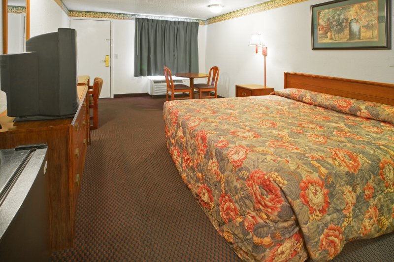 Americas Best Value Inn - Merrillville, IN