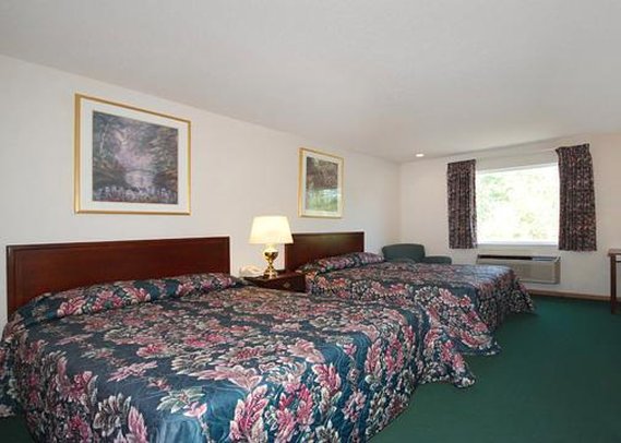 Econo Lodge - Knob Noster, MO