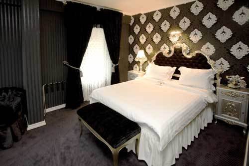 THE BOUTIQUE AMISOS HOTEL | EBUSUUD CAD NO 2 34417 /ISTANBUL | +90 212 512 70 50