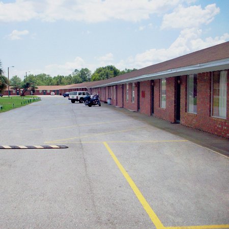Hilton Motel Crestview - Crestview, FL