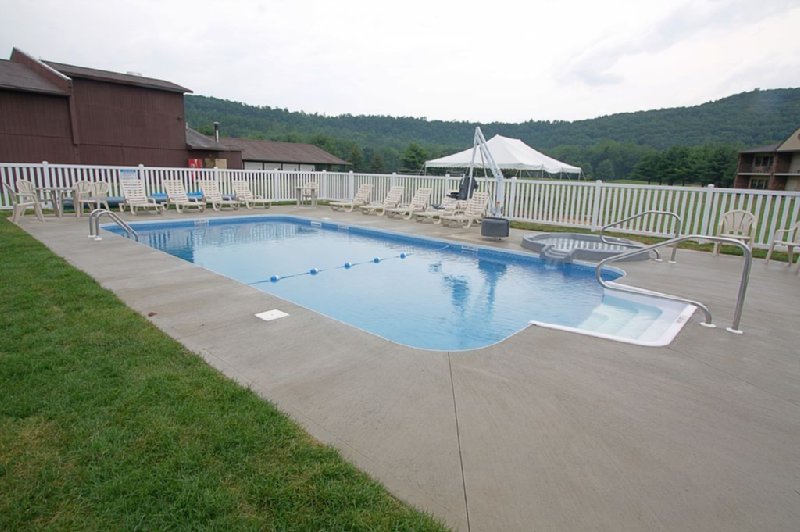 Shadowbrook Inn and Resort - Tunkhannock, PA