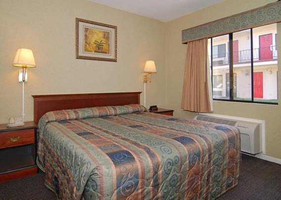 Econo Lodge