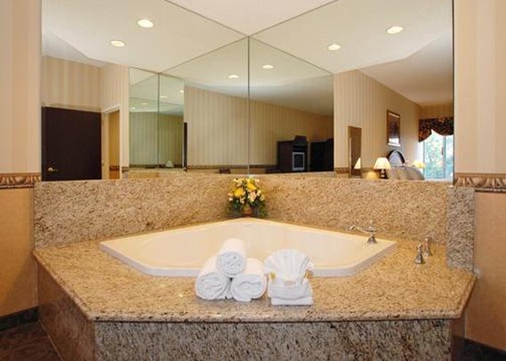 Comfort Inn - Nanuet, NY