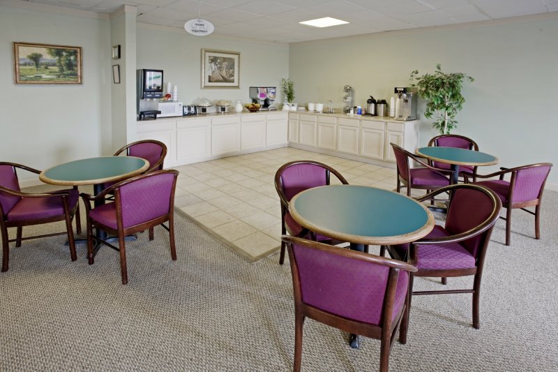 Americas Best Value Inn-Shelbyville - Shelbyville, TN