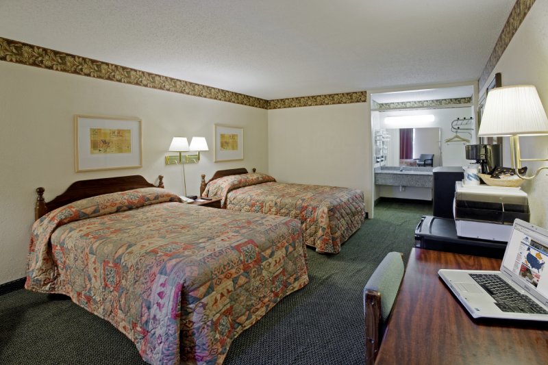 Americas Best Value Inn-Shelbyville - Shelbyville, TN