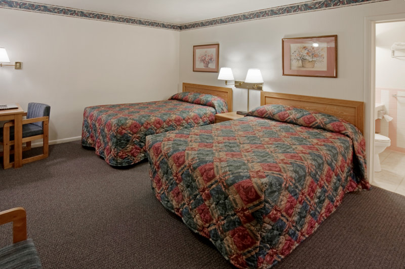 Americas Best Value Inn - Belleville, KS