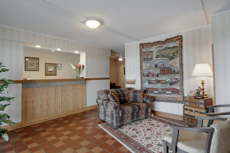 Americas Best Value Inn - Belleville, KS