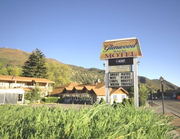 Glenwood Motor Inn - Glenwood Springs, CO