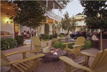 Tallman Hotel - Upper Lake, CA
