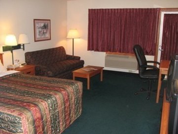 Americinn - Manitowoc, WI