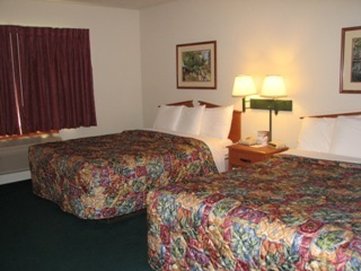 Americinn - Manitowoc, WI
