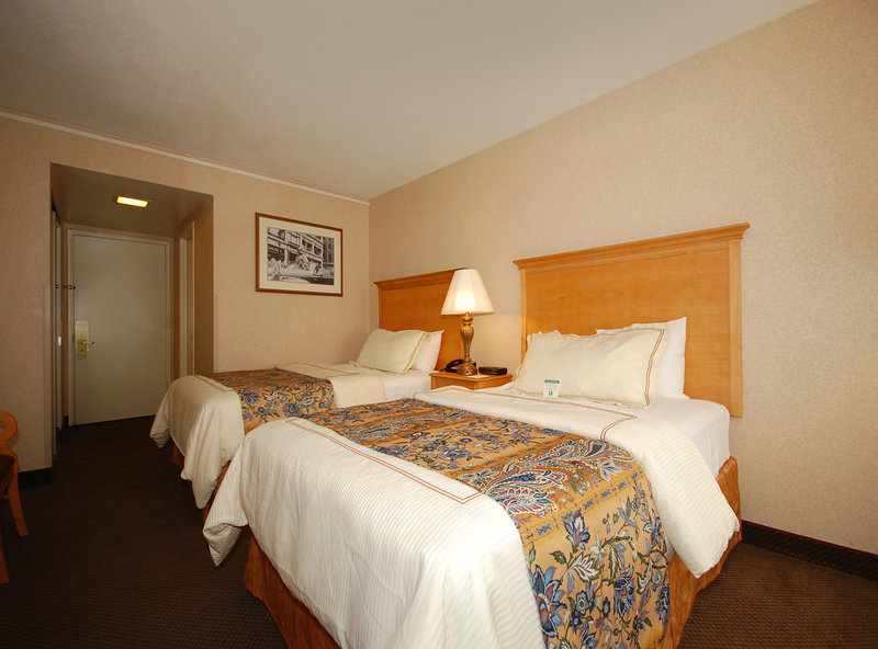 Red Lion Hotel Rosslyn Iwo Jima - Arlington, VA