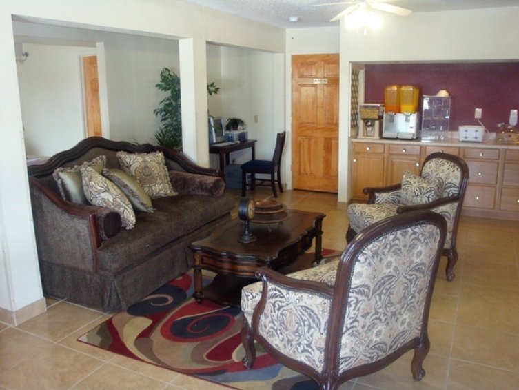 COUNTRY HEARTH INN - Saint Robert, MO