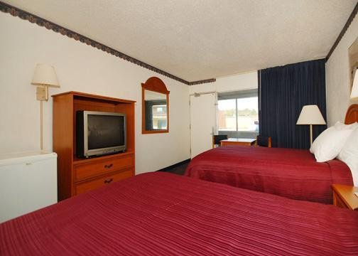 Rodeway Inn & Conference Center - Sioux City, IA