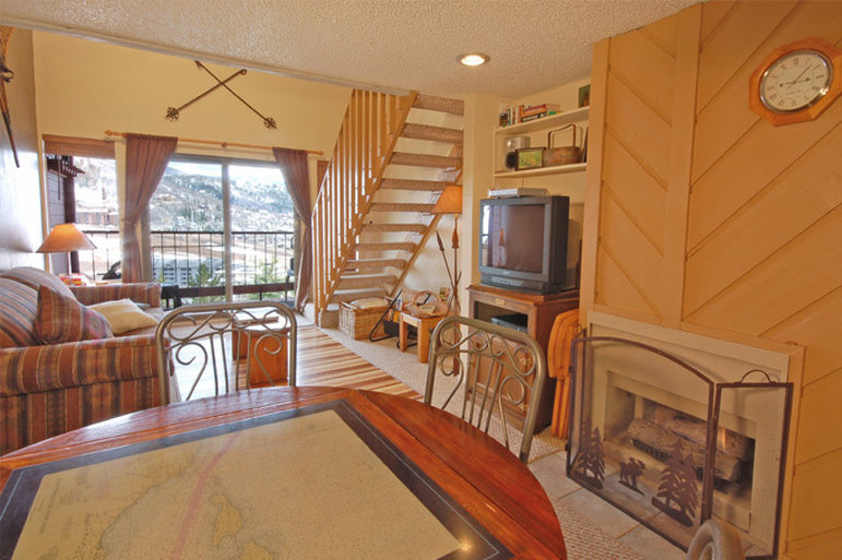 Ridgecrest - Steamboat Springs, CO