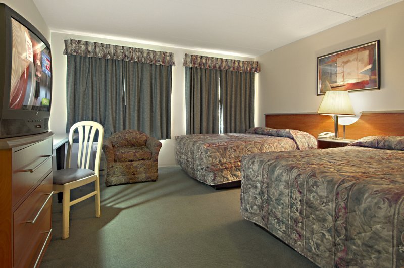 RED ROOF INN - Plymouth, NH