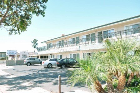 Crystal Lodge Motel - Ventura, CA