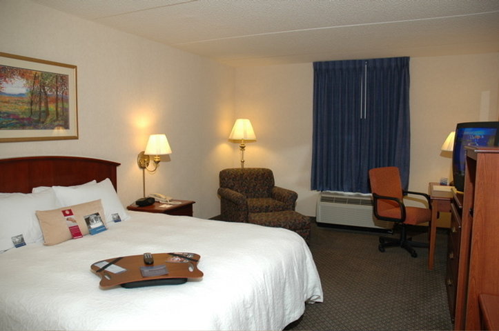 Hampton Inn Front Royal - Front Royal, VA