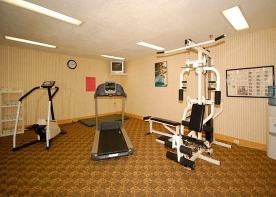 Quality Suites - Cordova, TN