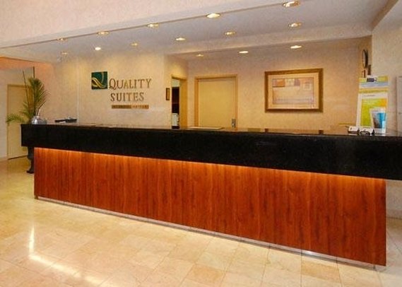 Quality Suites - Cordova, TN