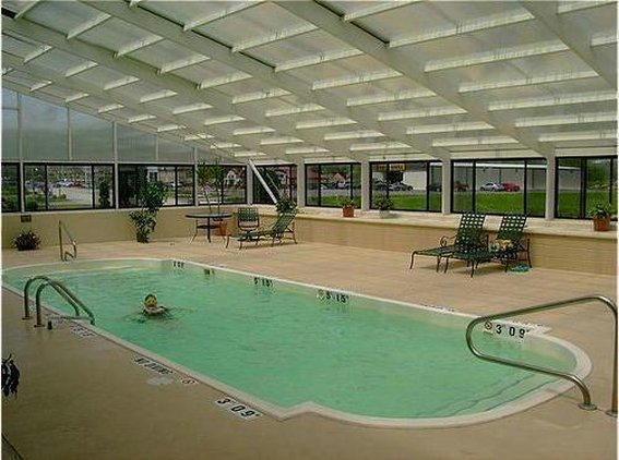 GuestHouse International Inn & Suites Grayson - Grayson, KY