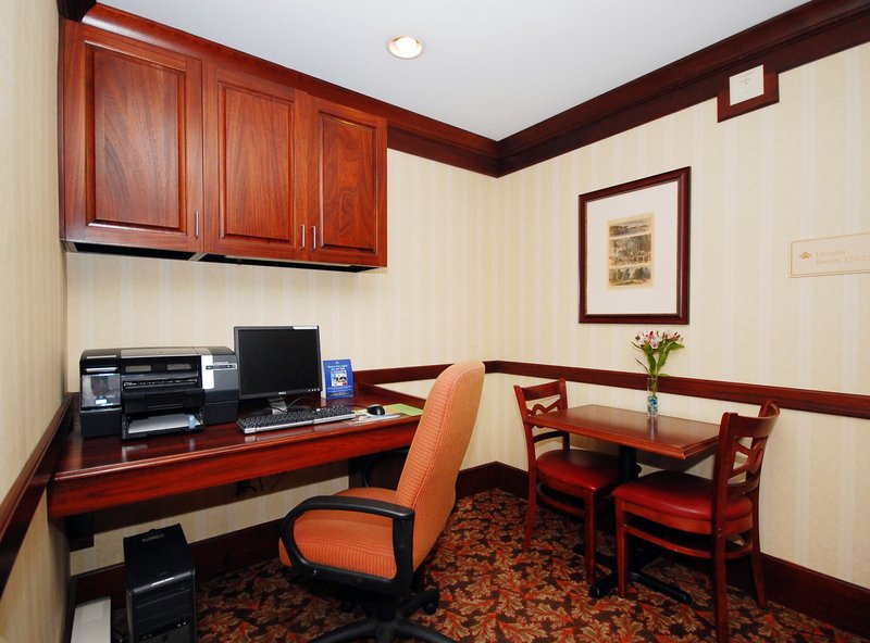 BEST WESTERN PLUS-BLACK ROCK - Fairfield, CT